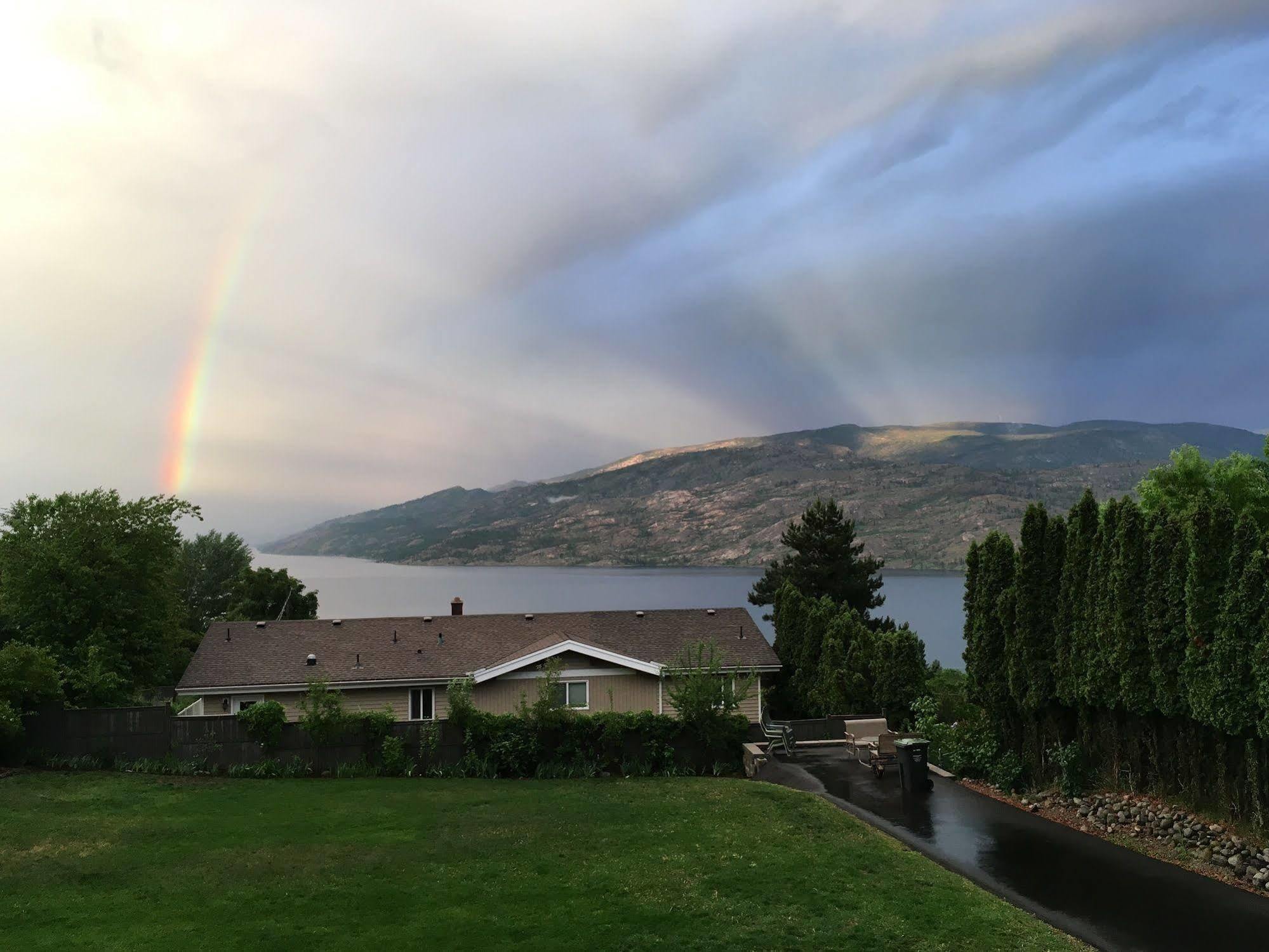 A Day'S Dream B&B Peachland Buitenkant foto